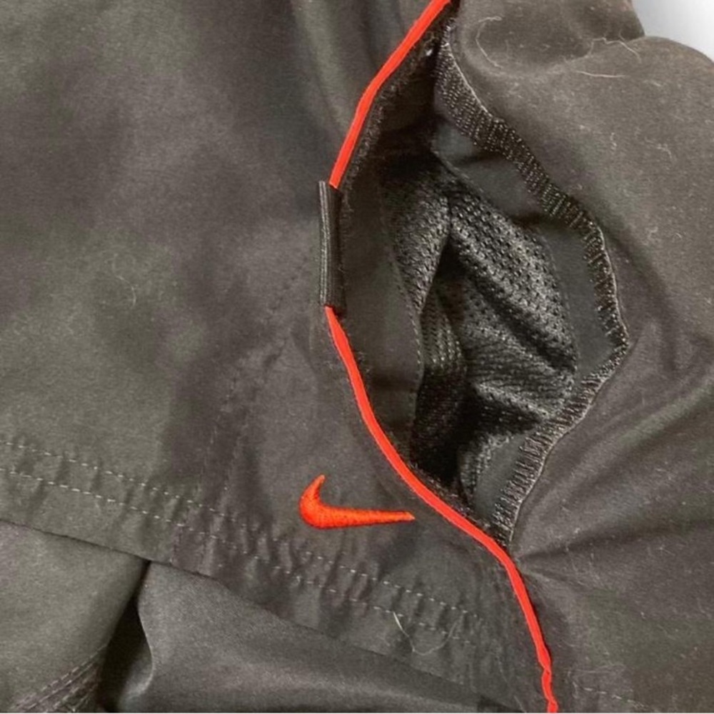 3/$15 Nike Black & Red Swim Trunks Activewear Gym Fitness Men’s XL Vacation Pool - Picture 4 of 6